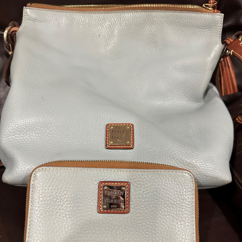 Dooney & Bourke Large East West Sac with matching Wristlet Wallet